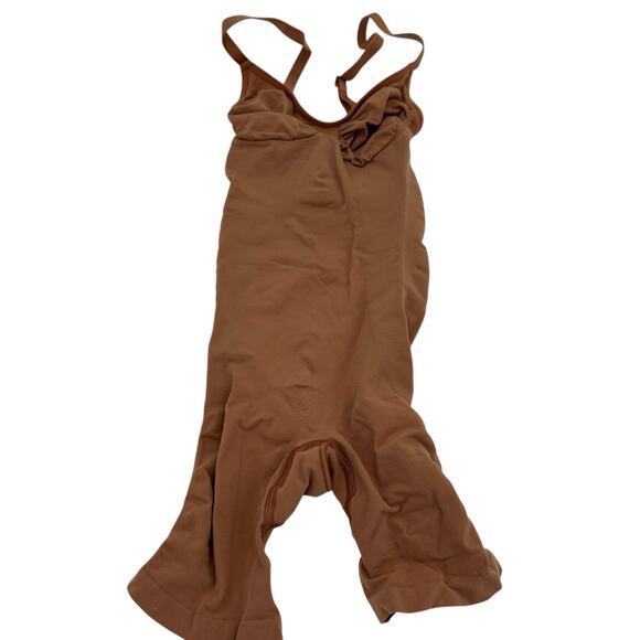 Skims Seamless Sculpting Mid Thigh Bodysuit NWOT Size XS - Picture 1 of 6